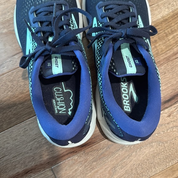 Offer! Brooks Ghost 14 running shoes women’s 8.5 sneakers navy and light blue - Picture 6 of 11